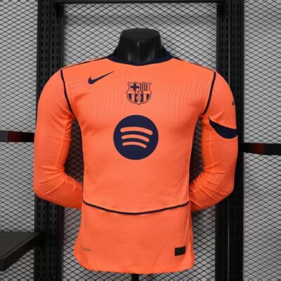 Player:Barcelona long sleeves for second away game