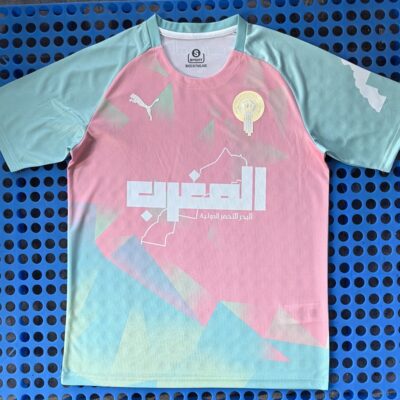 25-26 Moroccan pink green gradient