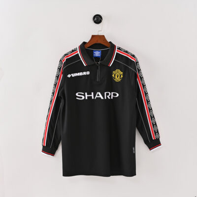 98-99 black Manchester United long sleeves